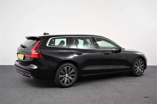 Volvo V60 (2019) thumbnail 6