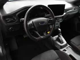 Ford Focus (2023) thumbnail 2