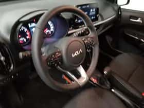 Kia Picanto (2023) thumbnail 8