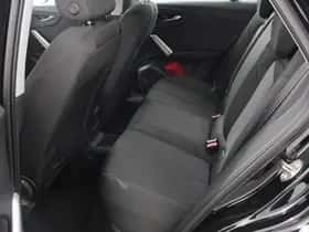 Audi Q2 (2021) thumbnail 11