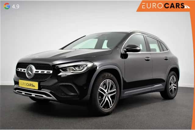 Mercedes-Benz GLA (2021) thumbnail 1
