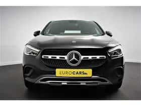Mercedes-Benz GLA (2021) thumbnail 2