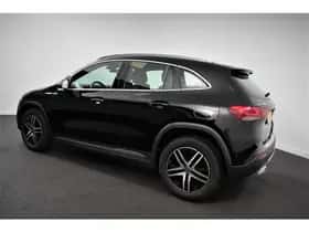 Mercedes-Benz GLA (2021) thumbnail 23
