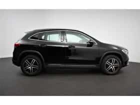 Mercedes-Benz GLA (2021) thumbnail 5