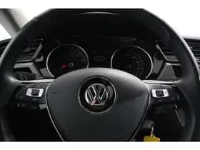 Volkswagen Touran (2020) thumbnail 12
