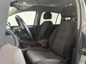 Volkswagen Touran thumbnail 3