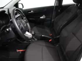 Kia Picanto (2023) thumbnail 22