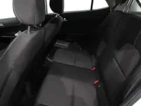 Kia Picanto (2023) thumbnail 24