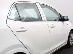 Kia Picanto (2023) thumbnail 25