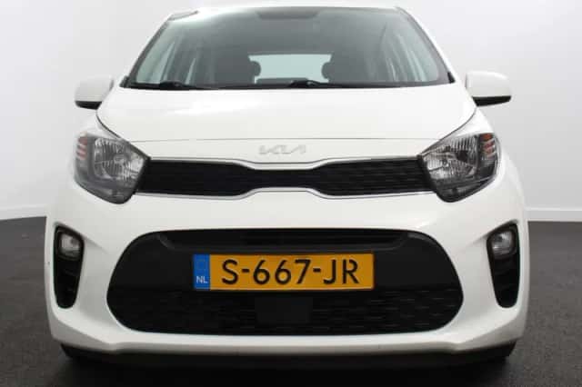 Kia Picanto (2023) thumbnail 5