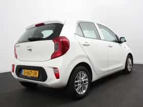 Kia Picanto (2023) thumbnail 7