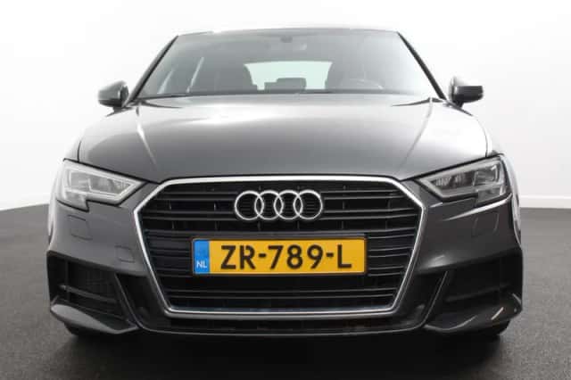 Audi A3 (2019) thumbnail 5