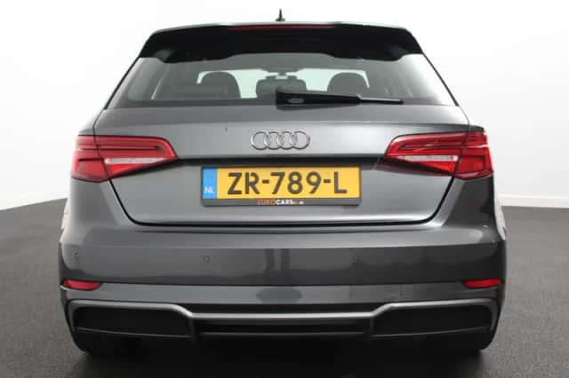 Audi A3 (2019) thumbnail 6