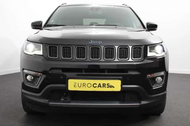 Jeep Compass (2021) thumbnail 2