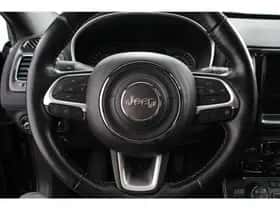 Jeep Compass (2021) thumbnail 15