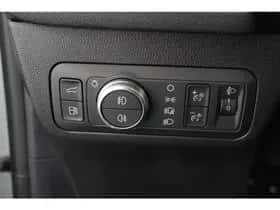 Ford Kuga (2023) thumbnail 14
