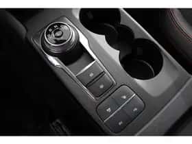 Ford Kuga (2023) thumbnail 19