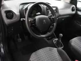 Peugeot 108 (2021) thumbnail 2