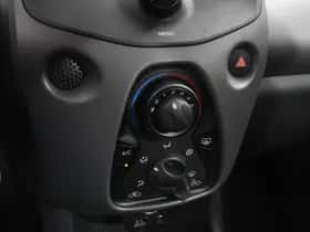 Peugeot 108 (2021) thumbnail 16