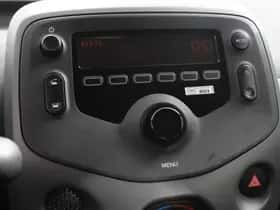 Peugeot 108 (2021) thumbnail 29
