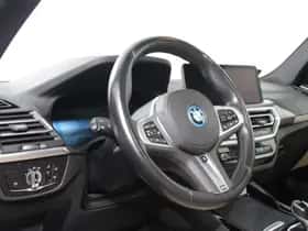 BMW X3 (2023) thumbnail 2