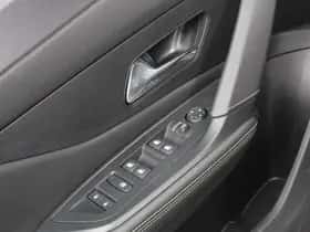 Peugeot 308 (2024) thumbnail 16