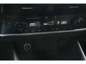 Nissan Qashqai (2022) thumbnail 17