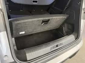 Peugeot 5008 (2025) thumbnail 31