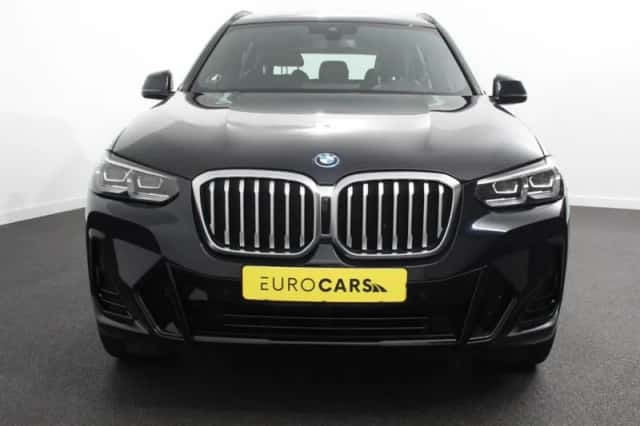 BMW X3 (2022) thumbnail 4