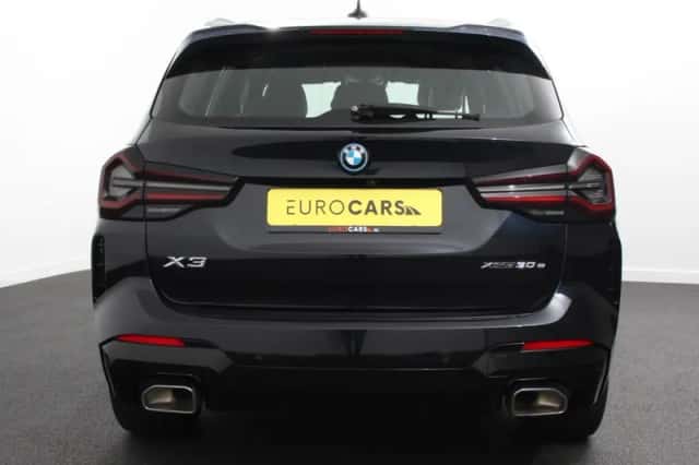 BMW X3 (2022) thumbnail 5