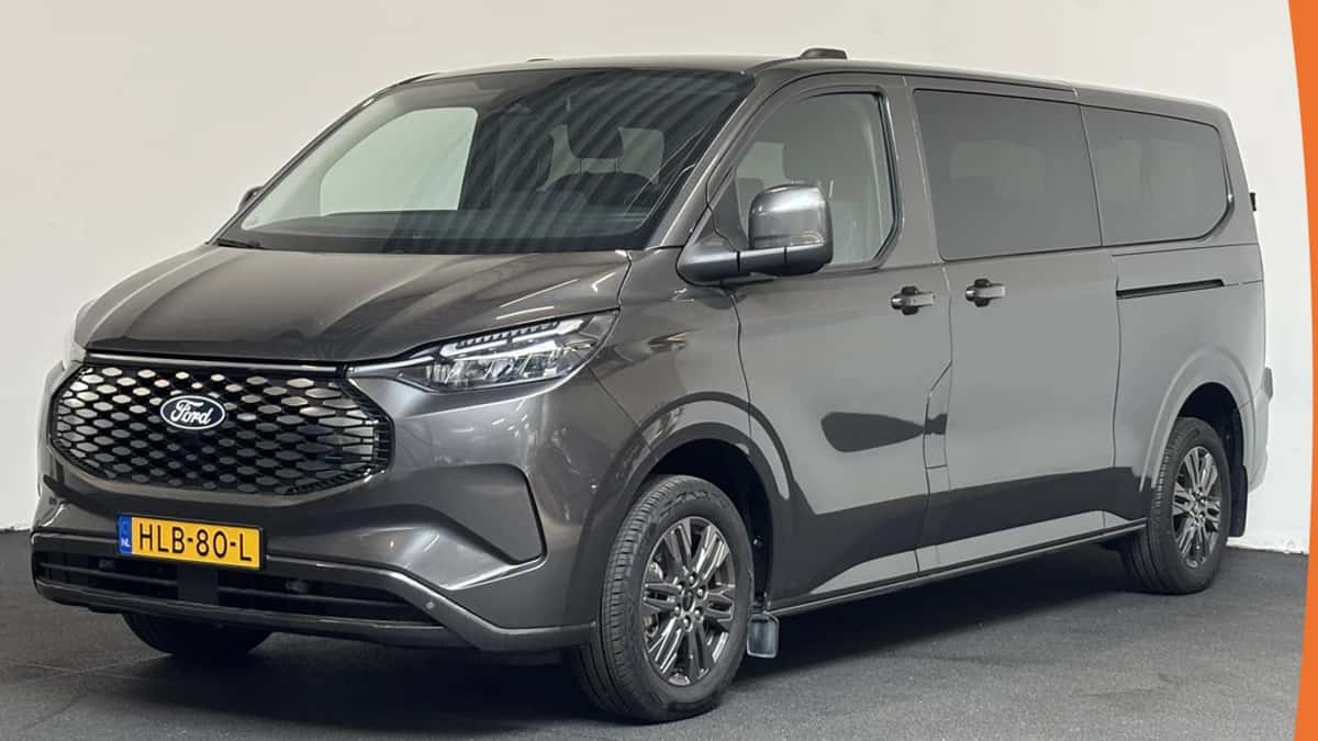 Ford Transit Custom (2025) — foto 1