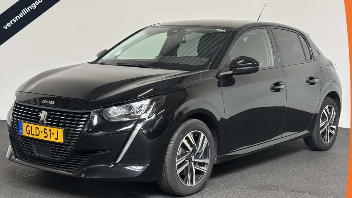 Peugeot 208 (2023) — foto 1