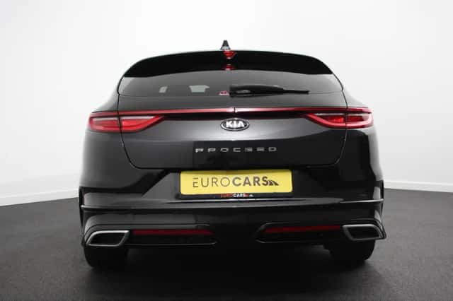 Kia Proceed (2020) thumbnail 5