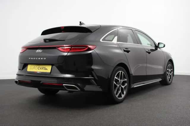Kia Proceed (2020) thumbnail 6