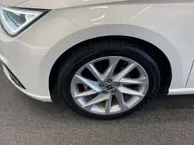 SEAT Ibiza (2023) thumbnail 2