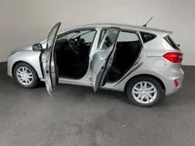 Ford Fiesta (2019) thumbnail 12
