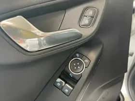 Ford Fiesta (2019) thumbnail 18