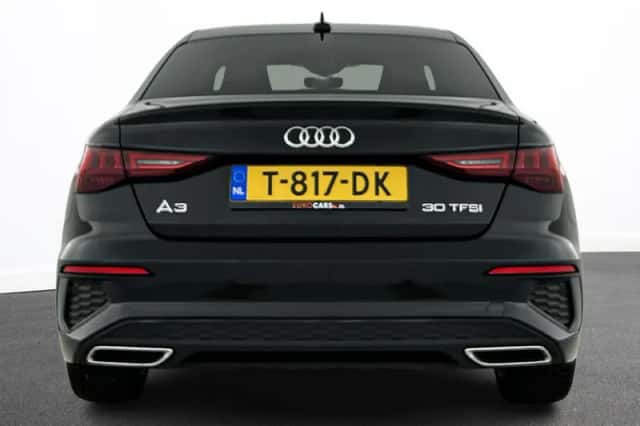 Audi A3 (2023) thumbnail 5