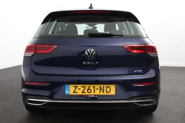 Volkswagen Golf (2021) thumbnail 6
