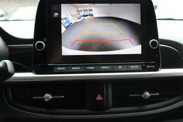 Kia Picanto (2023) thumbnail 3