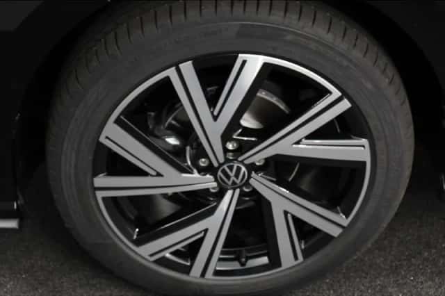 Volkswagen Polo (2024) thumbnail 3