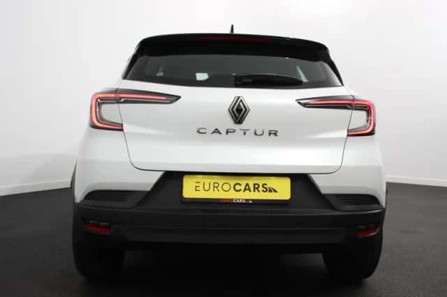Renault Captur (2025) thumbnail 4