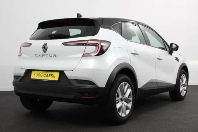 Renault Captur (2025) thumbnail 6