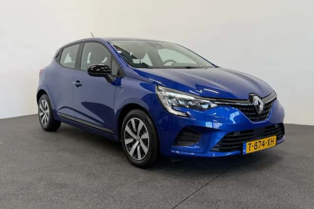 Renault Clio (2023) thumbnail 3