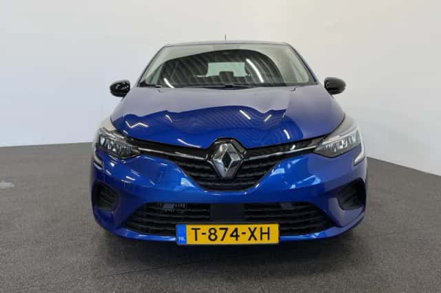 Renault Clio (2023) thumbnail 6
