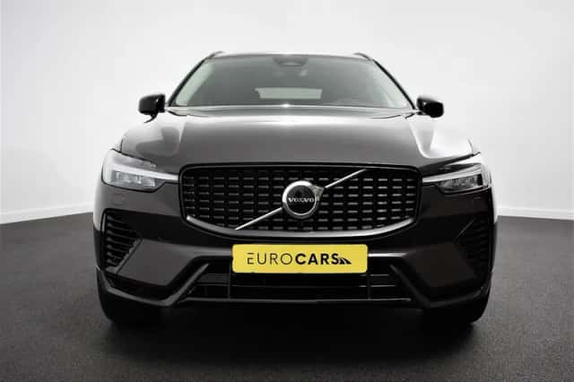 Volvo XC60 (2023) thumbnail 2