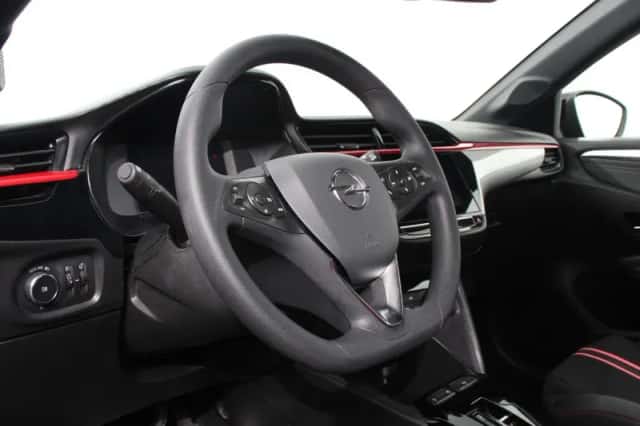 Opel Corsa (2023) thumbnail 2