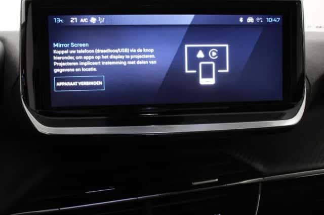 Peugeot 2008 (2025) thumbnail 3