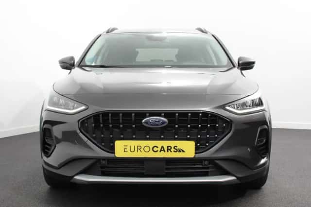 Ford Focus (2024) thumbnail 4
