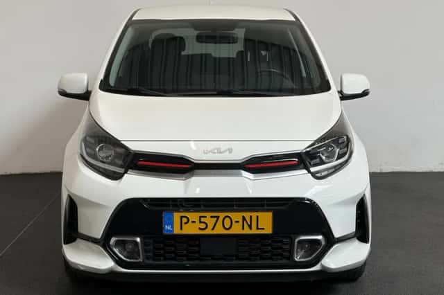 Kia Picanto (2022) thumbnail 4